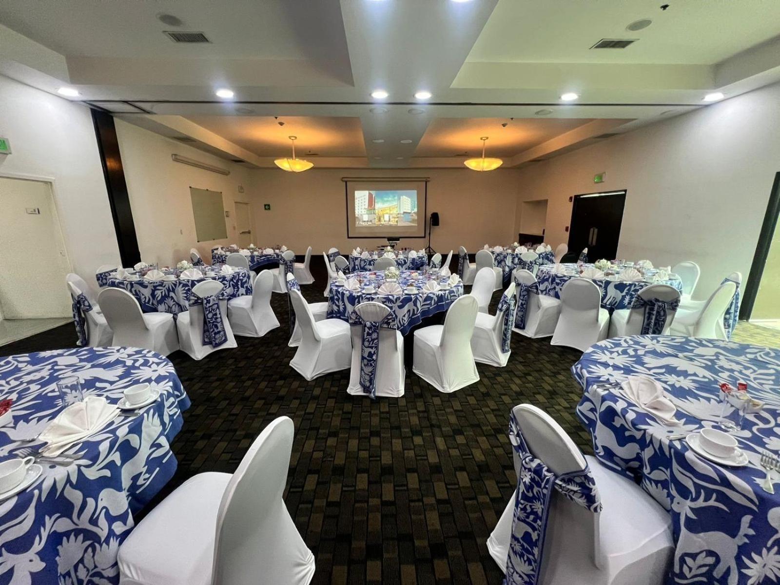 Fiesta Inn Cuautitlan Cuautitlán Izcalli Екстериор снимка