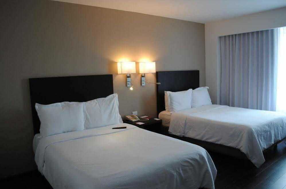 Fiesta Inn Cuautitlan Cuautitlán Izcalli Екстериор снимка
